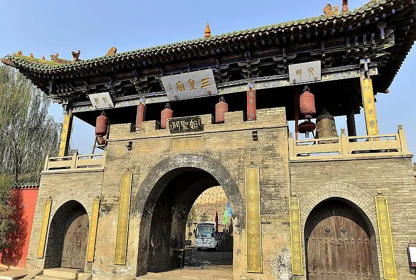 &#19975;&#35937;&#22478;&#20307;&#32946;&#45;&#19975;&#35937;&#22478;&#65288;&#20013;&#22269;&#65289;&#20844;&#21496;