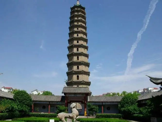 &#19975;&#35937;&#22478;&#20307;&#32946;&#45;&#19975;&#35937;&#22478;&#65288;&#20013;&#22269;&#65289;&#20844;&#21496;