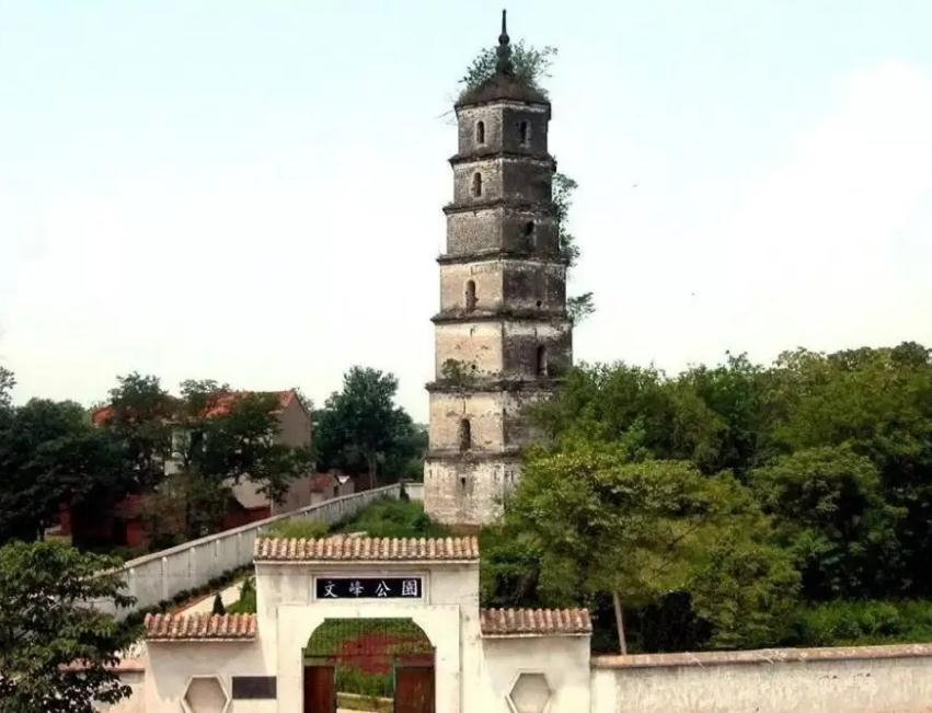 &#19975;&#35937;&#22478;&#20307;&#32946;&#45;&#19975;&#35937;&#22478;&#65288;&#20013;&#22269;&#65289;&#20844;&#21496;