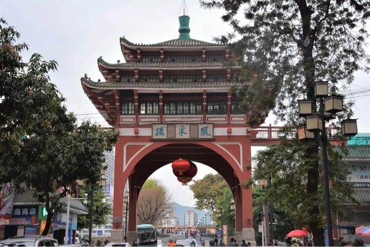 &#19975;&#35937;&#22478;&#20307;&#32946;&#45;&#19975;&#35937;&#22478;&#65288;&#20013;&#22269;&#65289;&#20844;&#21496;