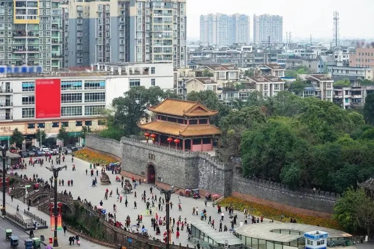 &#19975;&#35937;&#22478;&#20307;&#32946;&#45;&#19975;&#35937;&#22478;&#65288;&#20013;&#22269;&#65289;&#20844;&#21496;