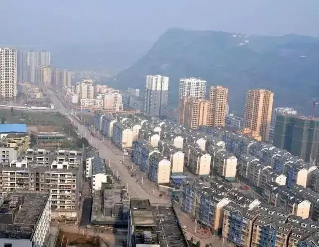 &#19975;&#35937;&#22478;&#20307;&#32946;&#45;&#19975;&#35937;&#22478;&#65288;&#20013;&#22269;&#65289;&#20844;&#21496;
