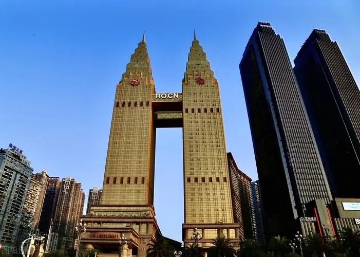 &#19975;&#35937;&#22478;&#20307;&#32946;&#45;&#19975;&#35937;&#22478;&#65288;&#20013;&#22269;&#65289;&#20844;&#21496;
