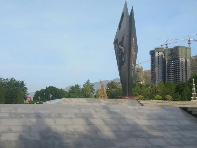 &#19975;&#35937;&#22478;&#20307;&#32946;&#45;&#19975;&#35937;&#22478;&#65288;&#20013;&#22269;&#65289;&#20844;&#21496;